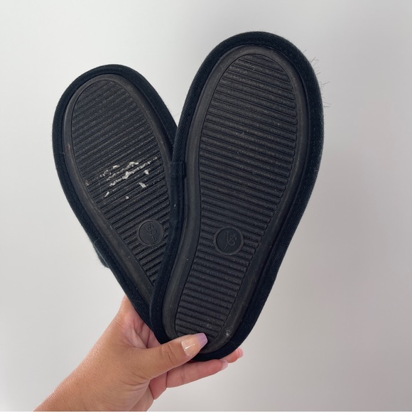 Victoria Secret Black Pom Pom Slippers - Picture 2 of 2